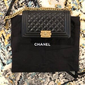 CHANEL Boy bag in Caviar